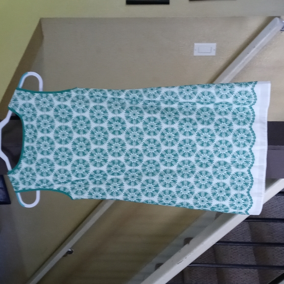 Max Studio Green & White Embroidered Mini Dress ~~So Cute!! Women's Size XS NWT - Picture 6 of 6